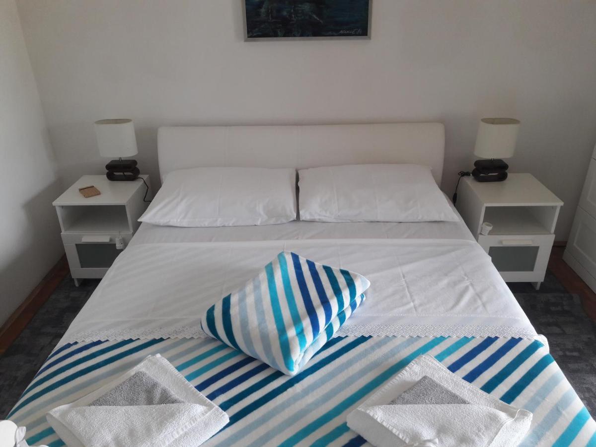 Apartman-Maja-Krk Krk Town Buitenkant foto